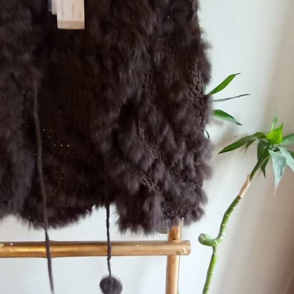 Ameise Faux Fur Knitted Vest NWT - Picture 14 of 17